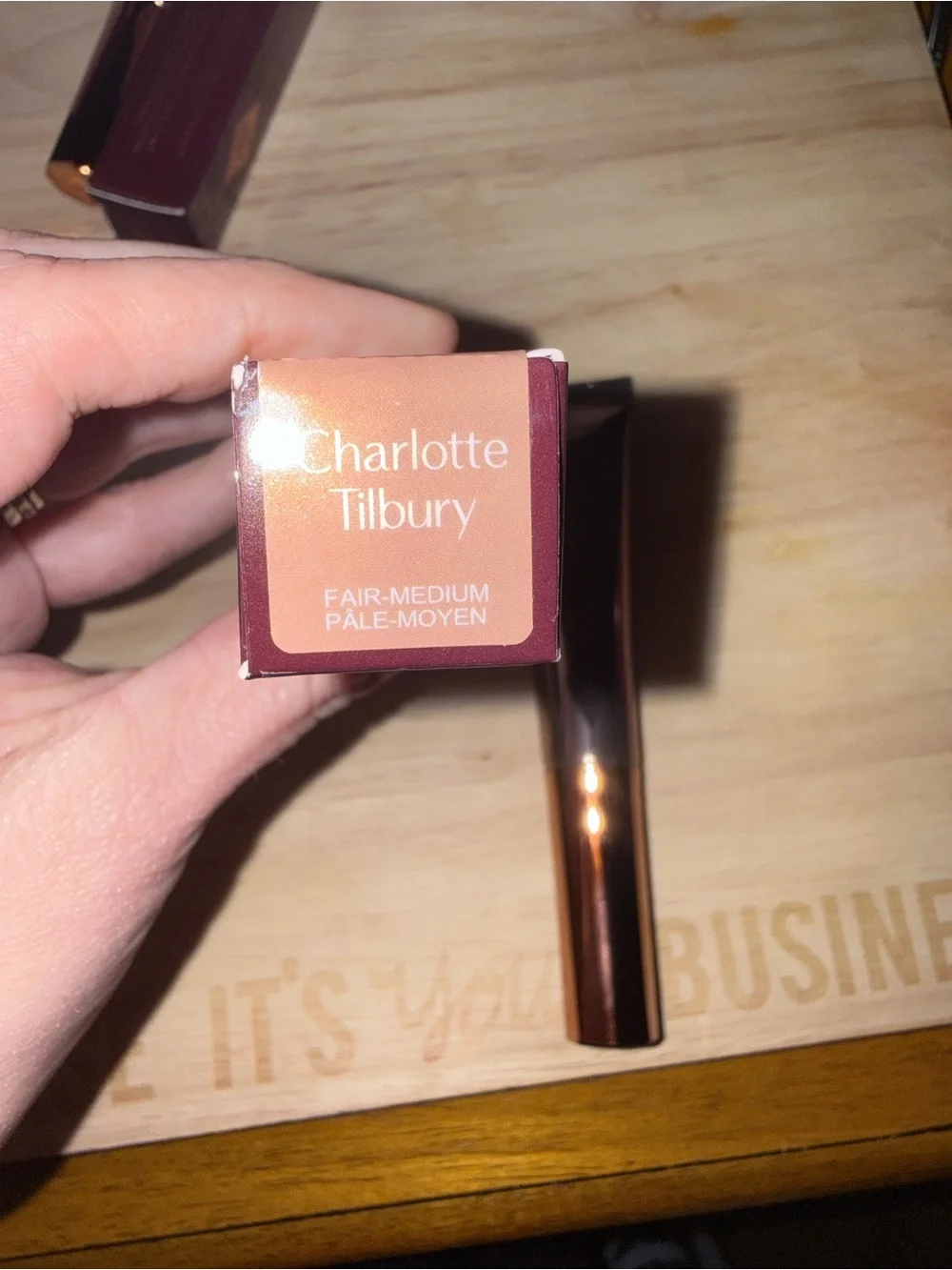 Charlotte Tilbury Hollywood Contour Wand - Fair-Medium